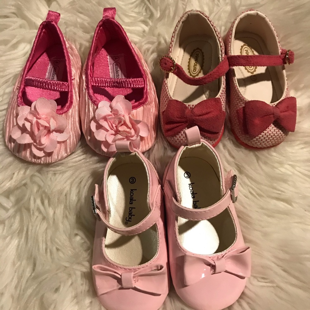 Infant shoes girls pinks. Buy the lot.